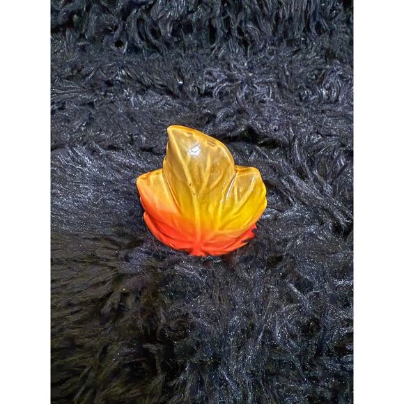 Ceramic Maple Leaf Matching Salt & Pepper Shaker Ceramic Condiment Shaker - Picture 11 of 14